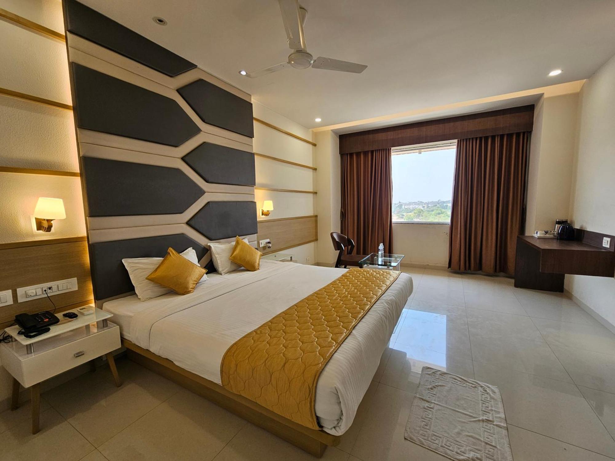 Hotel Grand Darshan Vadodara Exterior foto