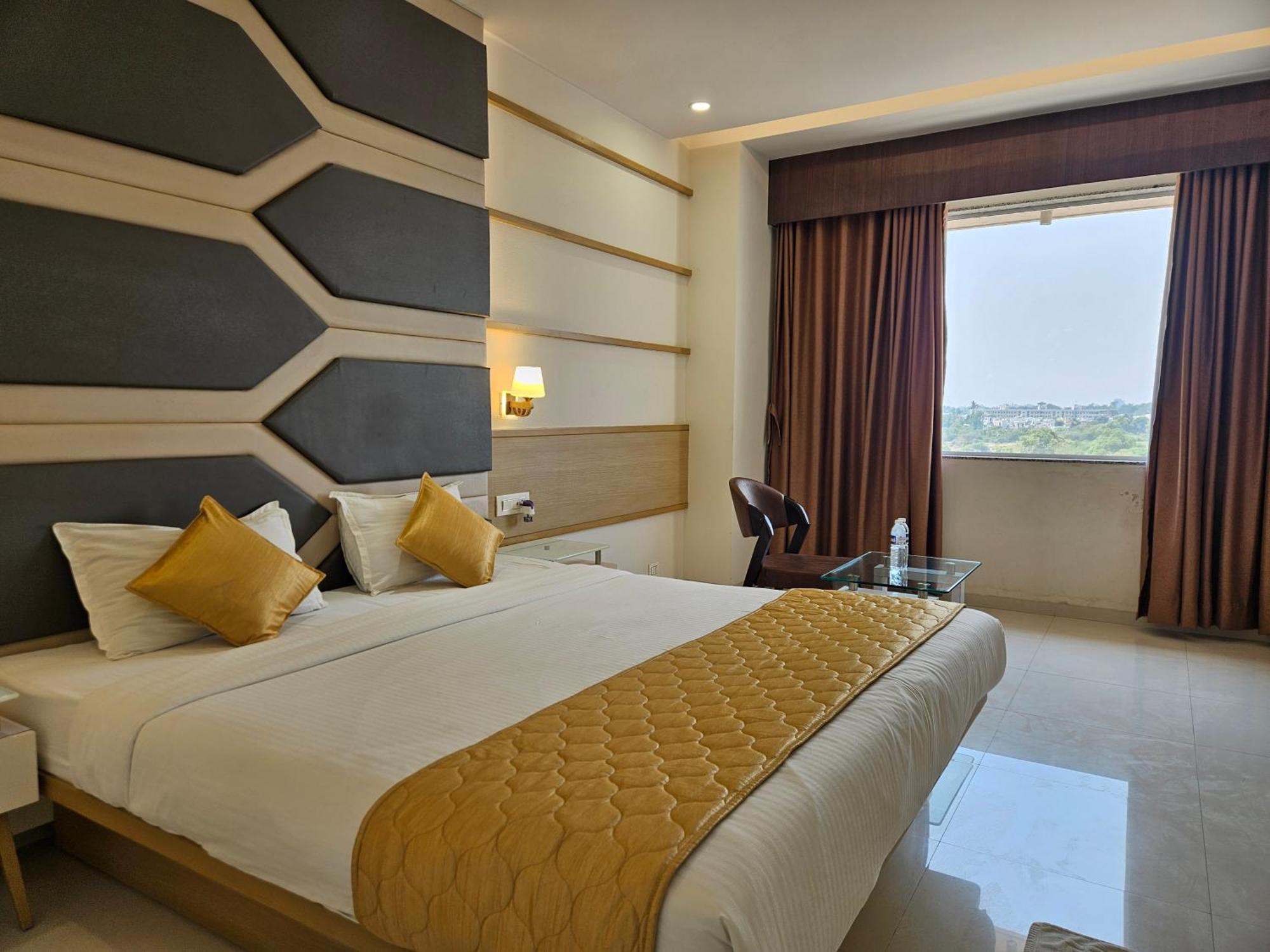 Hotel Grand Darshan Vadodara Exterior foto