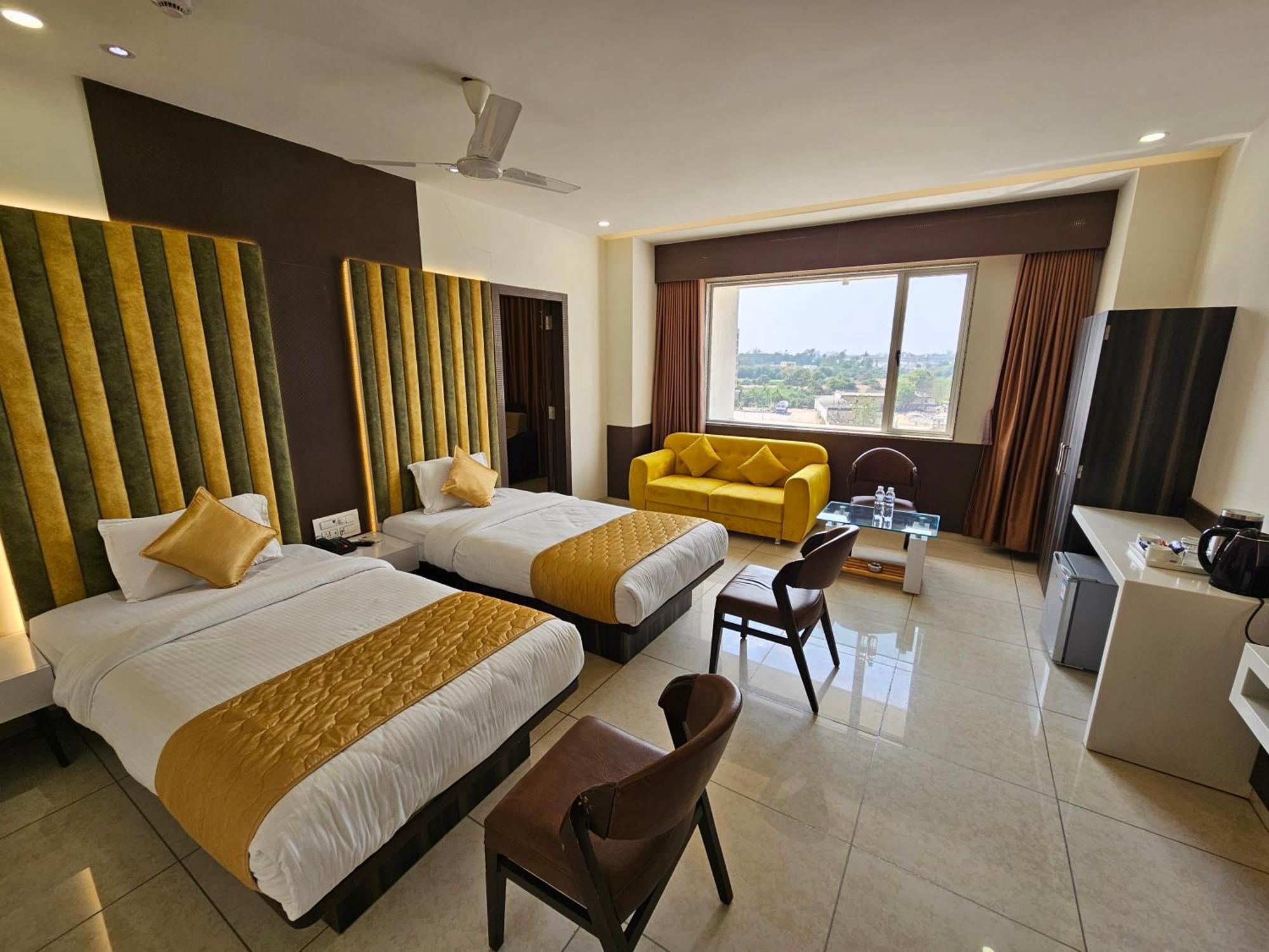 Hotel Grand Darshan Vadodara Exterior foto