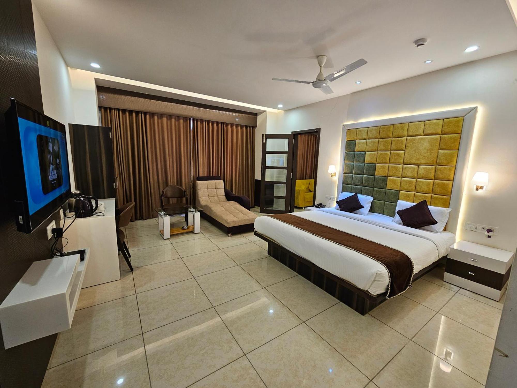 Hotel Grand Darshan Vadodara Exterior foto