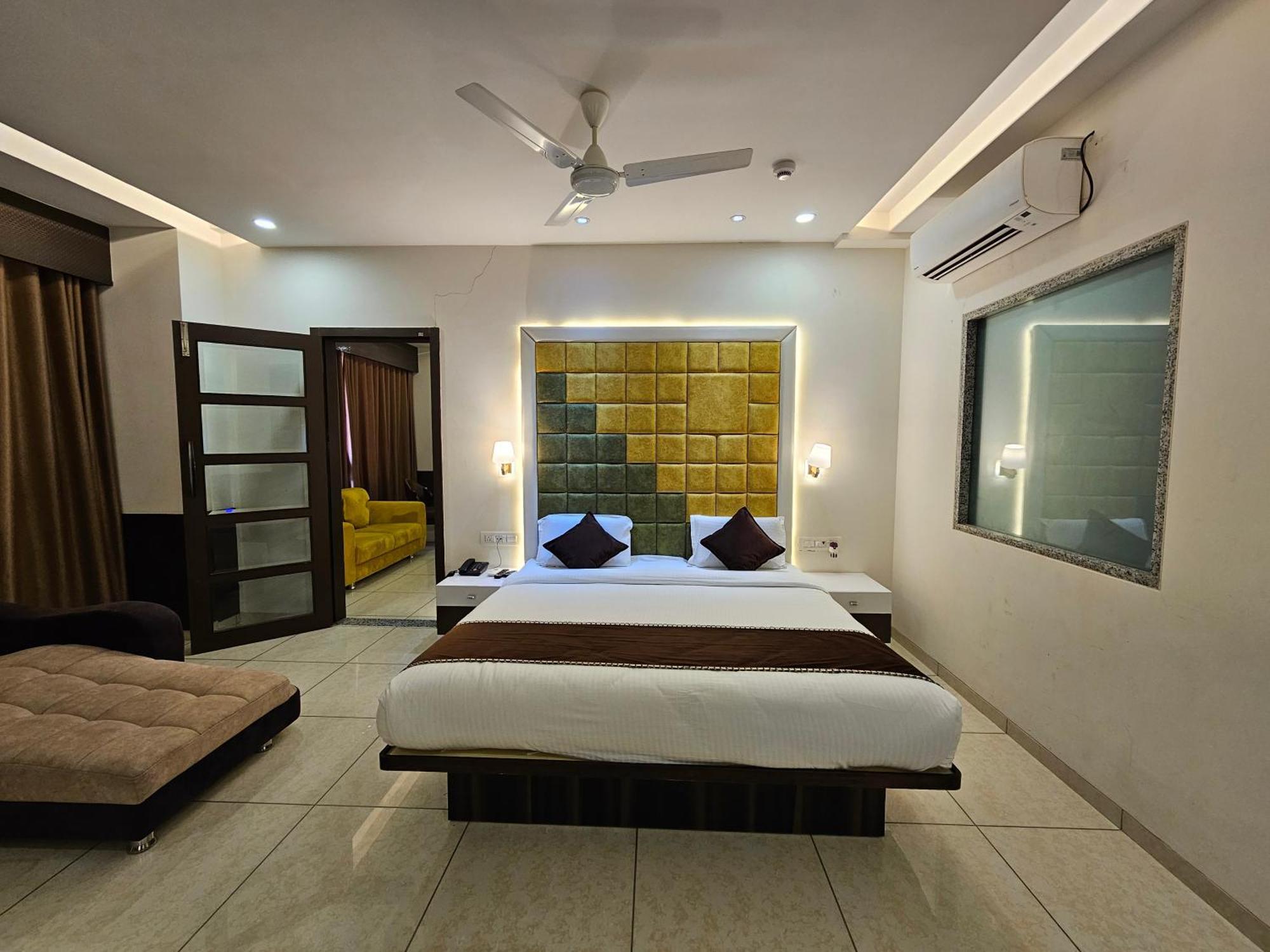 Hotel Grand Darshan Vadodara Exterior foto